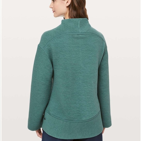 Lululemon On Repeat Mock Neck in Smoke Green Size 8 - Picture 2 of 7